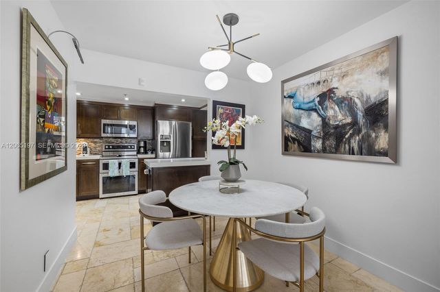 2625 Collins Avenue 402, Miami Beach, FL 33140