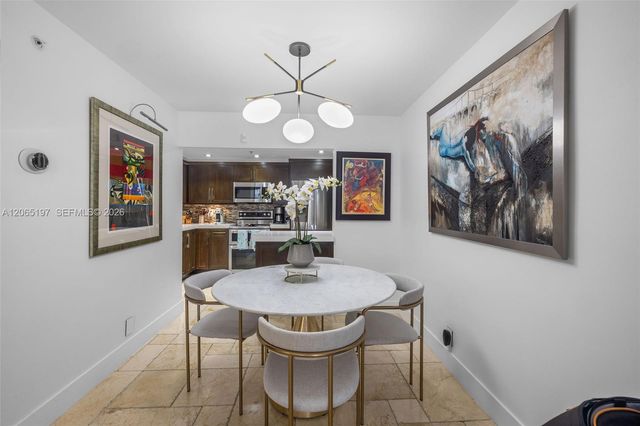 2625 Collins Avenue 402, Miami Beach, FL 33140