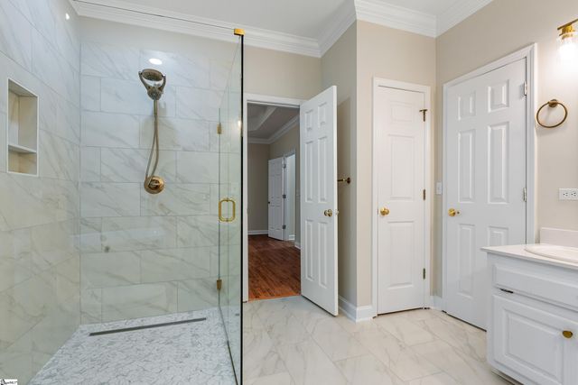 1004 Neely Farm Drive, Simpsonville, SC 29680