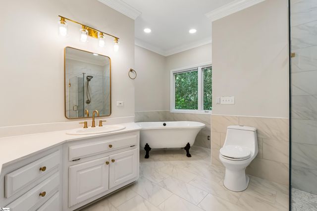 1004 Neely Farm Drive, Simpsonville, SC 29680