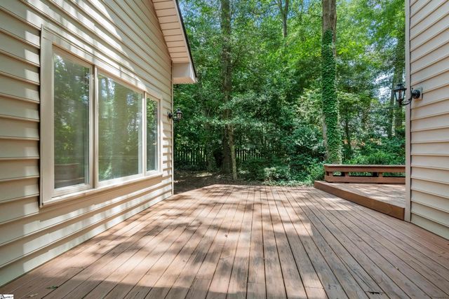 1004 Neely Farm Drive, Simpsonville, SC 29680
