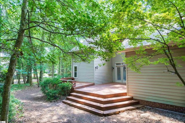 1004 Neely Farm Drive, Simpsonville, SC 29680