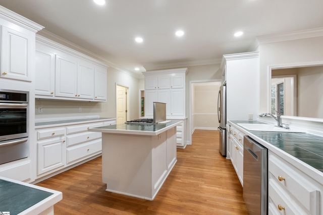 1004 Neely Farm Drive, Simpsonville, SC 29680
