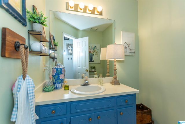 524 OLDE TOWNE LANE, Alabaster, AL 35007
