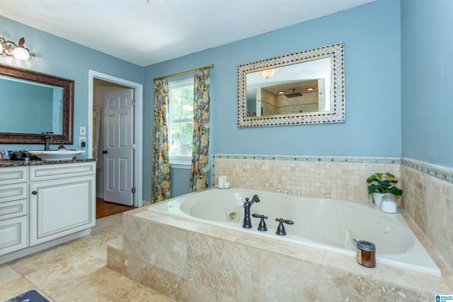 524 OLDE TOWNE LANE, Alabaster, AL 35007
