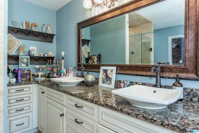 524 OLDE TOWNE LANE, Alabaster, AL 35007