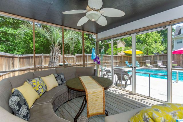 524 OLDE TOWNE LANE, Alabaster, AL 35007