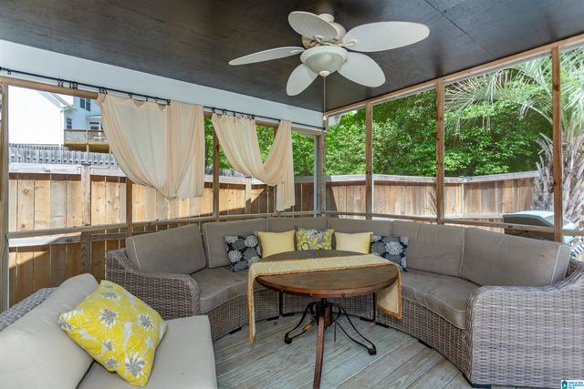 524 OLDE TOWNE LANE, Alabaster, AL 35007
