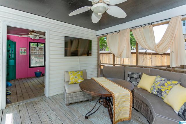 524 OLDE TOWNE LANE, Alabaster, AL 35007