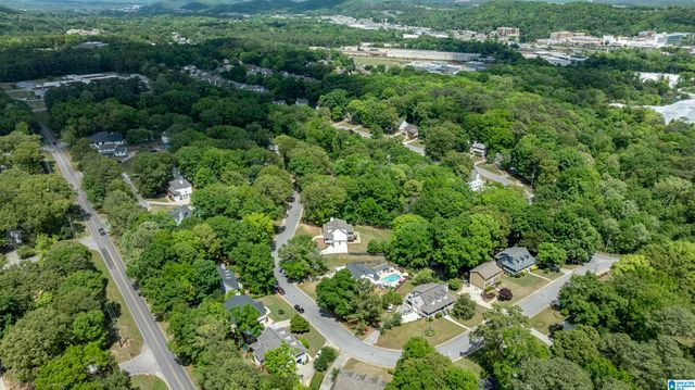 524 OLDE TOWNE LANE, Alabaster, AL 35007