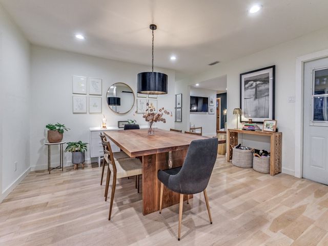 820 Warren Way, Richardson, TX 75080