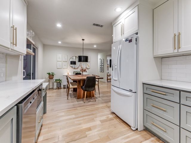 820 Warren Way, Richardson, TX 75080