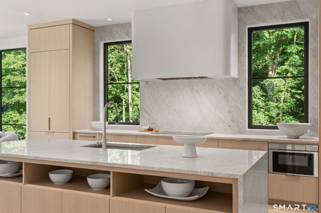 9 Over Rock Lane, Westport, CT 06880