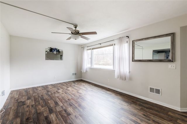 986 Gravel Road, Webster, NY 14580