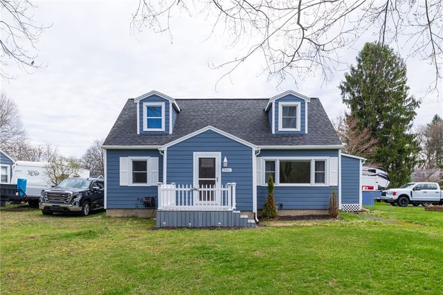 986 Gravel Road, Webster, NY 14580