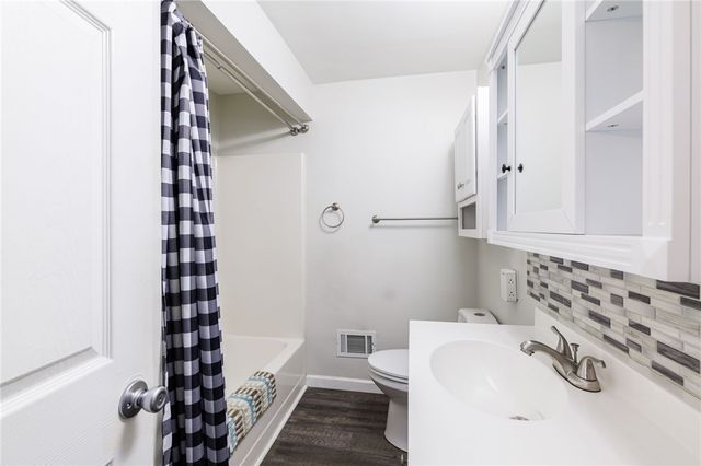 986 Gravel Road, Webster, NY 14580