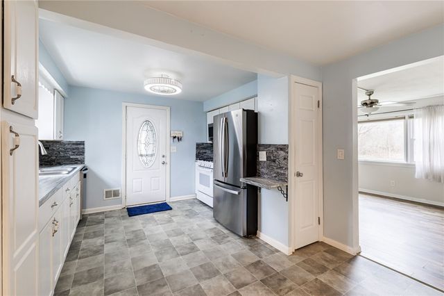 986 Gravel Road, Webster, NY 14580