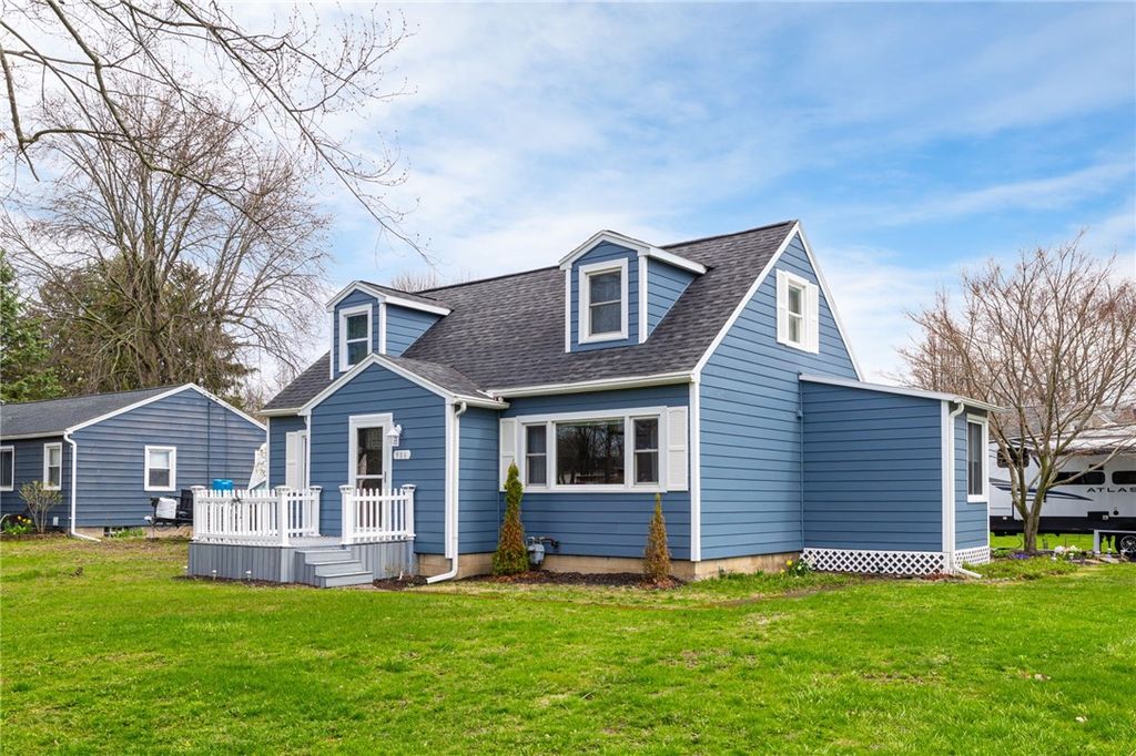 986 Gravel Road, Webster, NY 14580