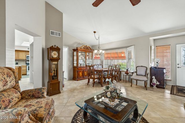 20419 N MEADOWOOD Drive, Sun City West, AZ 85375