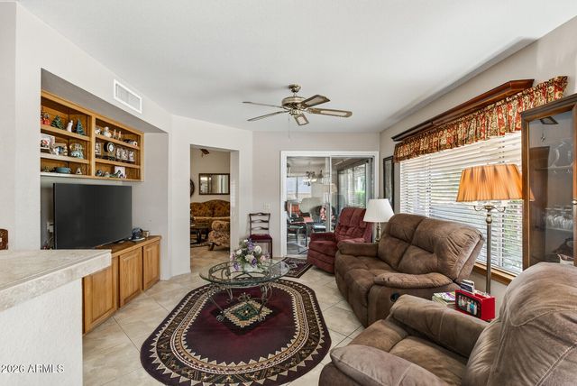 20419 N MEADOWOOD Drive, Sun City West, AZ 85375