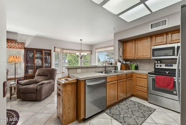 20419 N MEADOWOOD Drive, Sun City West, AZ 85375