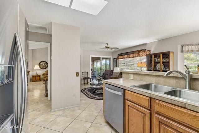 20419 N MEADOWOOD Drive, Sun City West, AZ 85375