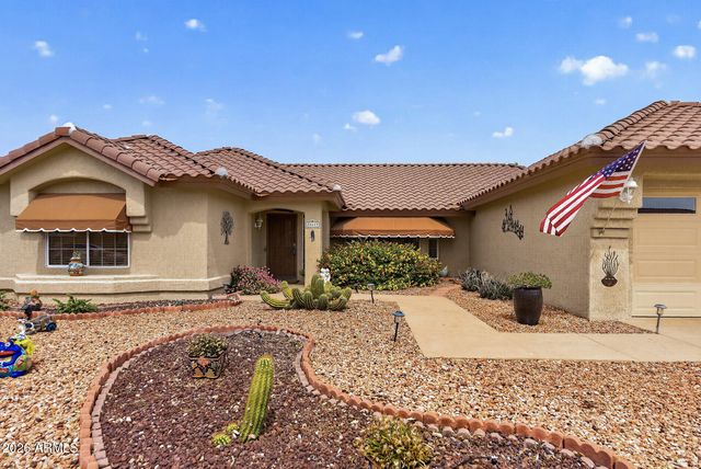 20419 N MEADOWOOD Drive, Sun City West, AZ 85375