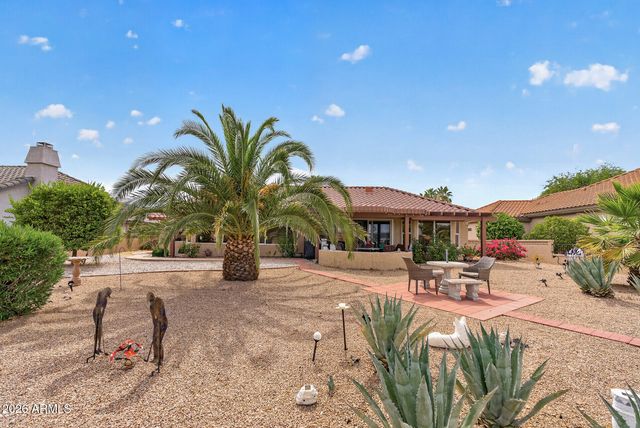 20419 N MEADOWOOD Drive, Sun City West, AZ 85375