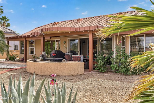 20419 N MEADOWOOD Drive, Sun City West, AZ 85375