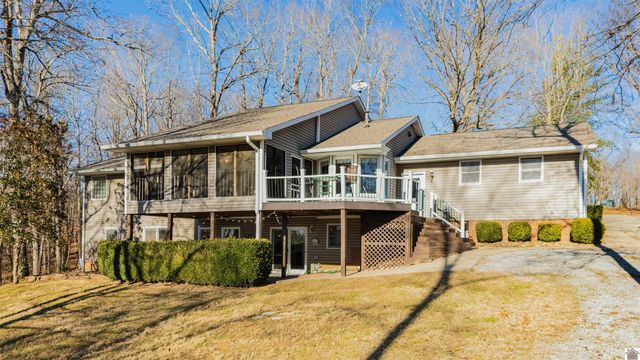 9 W Cobblestone Court, Kuttawa, KY 42055