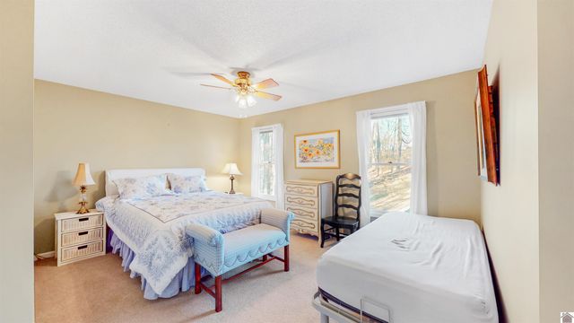 9 W Cobblestone Court, Kuttawa, KY 42055