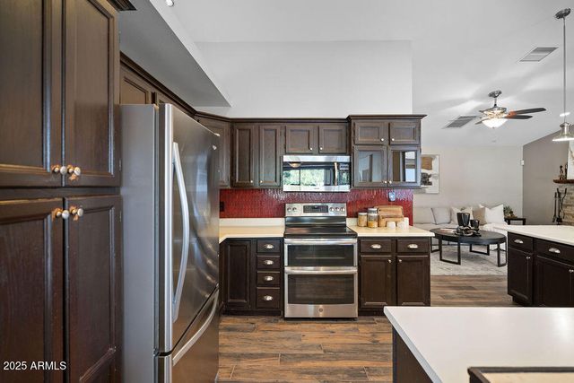 10432 W AVALON Drive, Avondale, AZ 85392