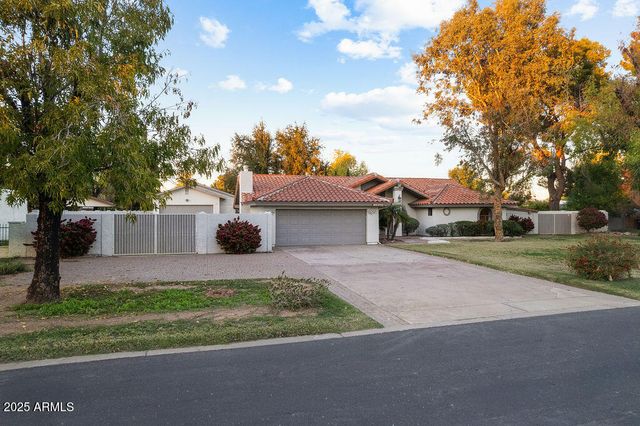 10432 W AVALON Drive, Avondale, AZ 85392