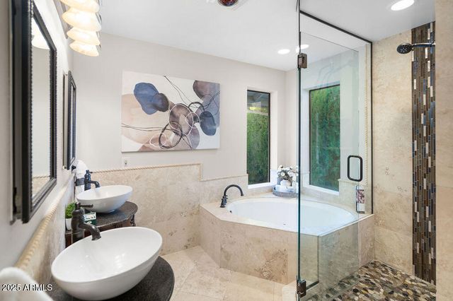 10432 W AVALON Drive, Avondale, AZ 85392