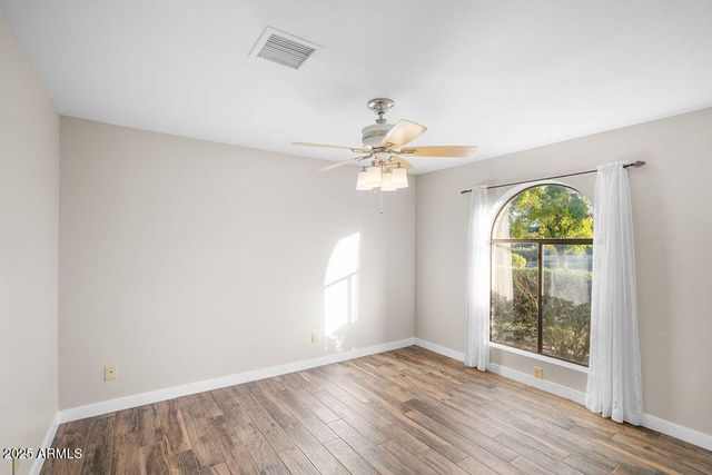 10432 W AVALON Drive, Avondale, AZ 85392