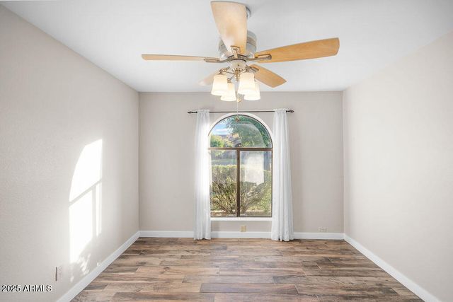 10432 W AVALON Drive, Avondale, AZ 85392