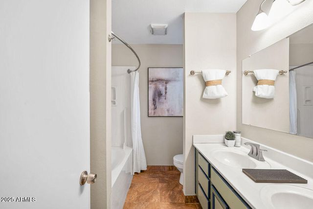 10432 W AVALON Drive, Avondale, AZ 85392