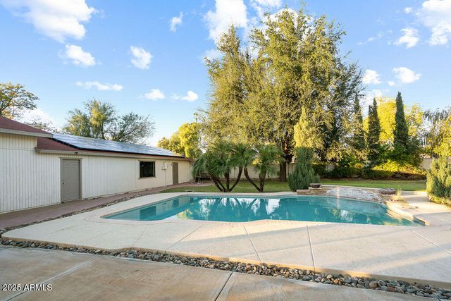 10432 W AVALON Drive, Avondale, AZ 85392