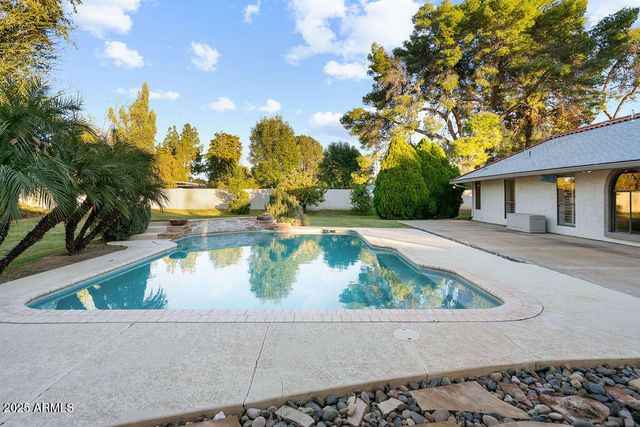 10432 W AVALON Drive, Avondale, AZ 85392