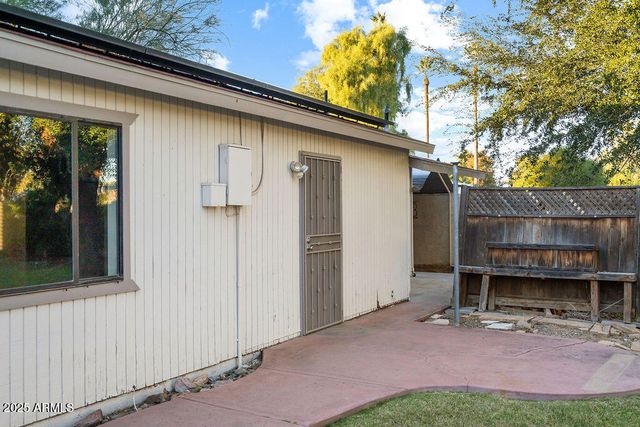 10432 W AVALON Drive, Avondale, AZ 85392