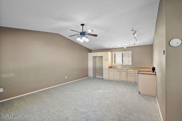 10432 W AVALON Drive, Avondale, AZ 85392