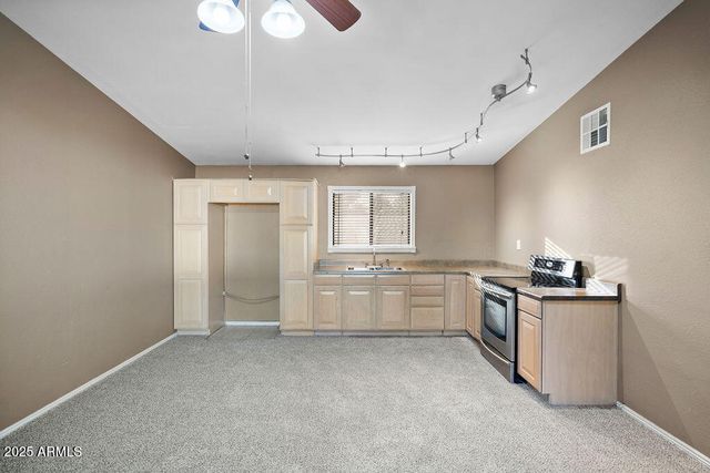 10432 W AVALON Drive, Avondale, AZ 85392