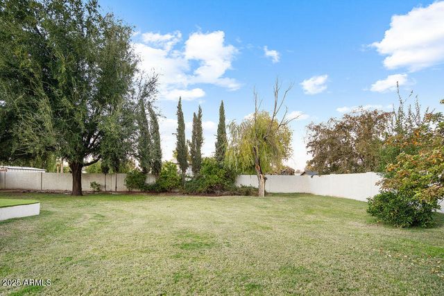 10432 W AVALON Drive, Avondale, AZ 85392