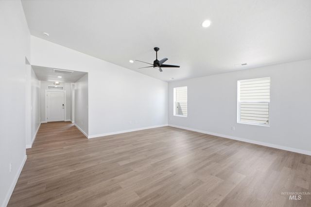 17686 N Beckwourth Ave, Nampa, ID 83687