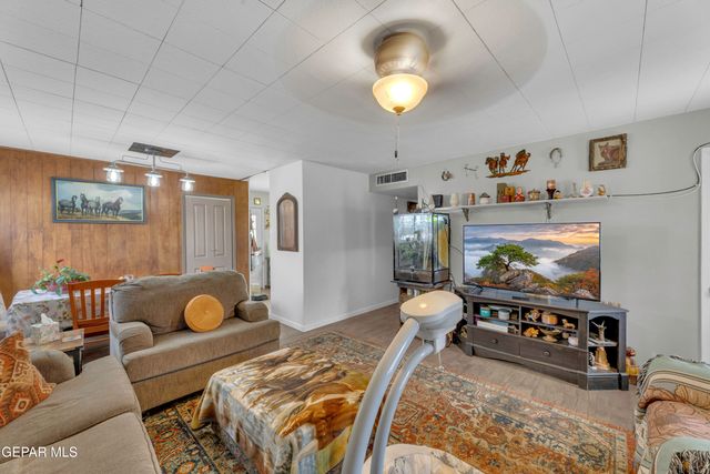 10268 YELLOWSTONE Street, El Paso, TX 79924