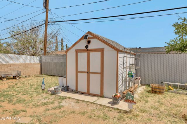 10268 YELLOWSTONE Street, El Paso, TX 79924