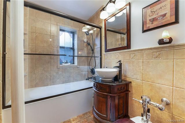10 Nosband Avenue 1C, White Plains, NY 10605