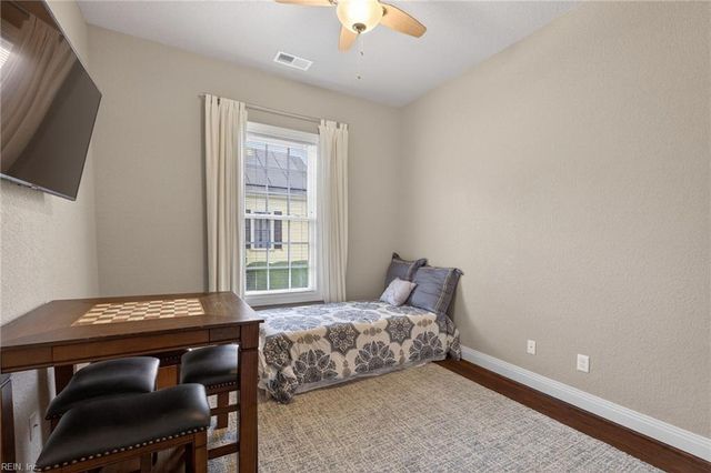 2009 Kittridge Dr, Virginia Beach, VA 23456