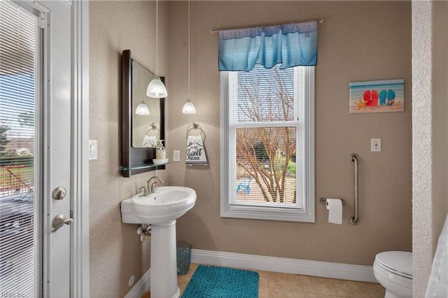 2009 Kittridge Dr, Virginia Beach, VA 23456