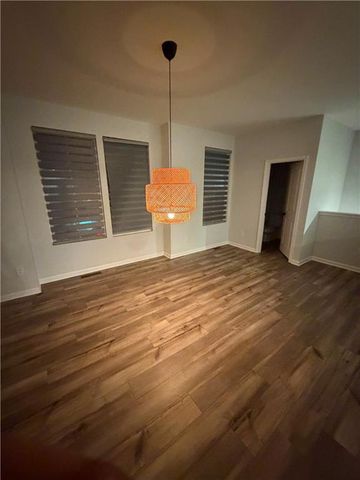 1449 Creekside Cir NW, Atlanta, GA 30318